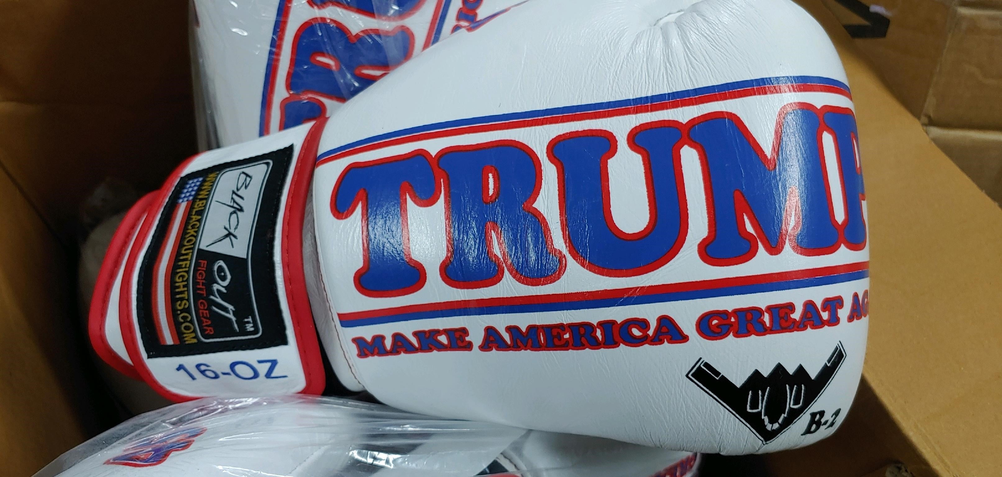 LIMITED EDITION TRUMP GLOVE 16oz
